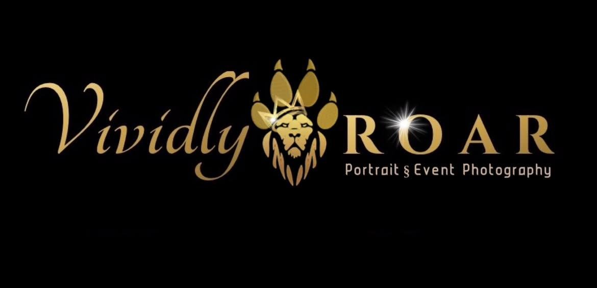 Vividly•ROAR logo